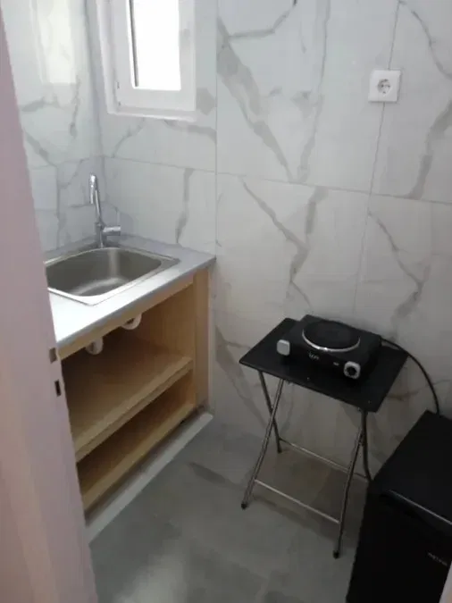 23 m² Renovated One-Bedroom Apartment for Sale in Omonoia, Athens Center — photo 2