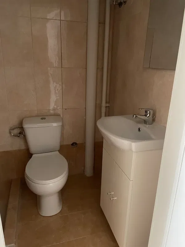24 m² Renovated One-Bedroom Apartment for Sale in Exarchia - Neapoli, Athens Center — photo 3