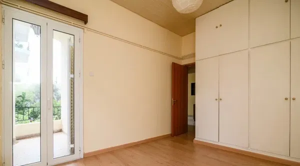 65 m² Two-Bedroom Apartment for Sale in Ampelokipoi, Athens Center — photo 5