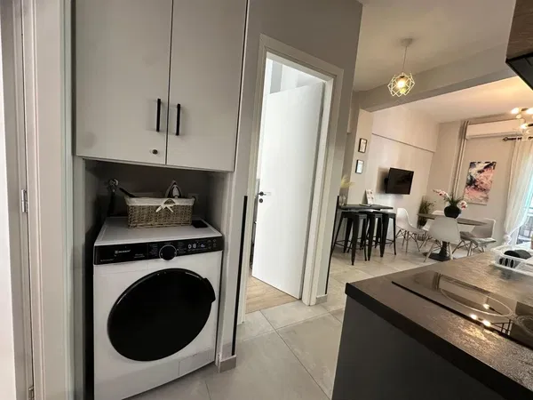 50 m² Renovated Two-Bedroom Apartment for Sale in Neos Kosmos, Athens Center — photo 2