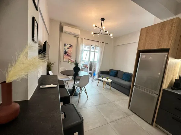 50 m² Renovated Two-Bedroom Apartment for Sale in Neos Kosmos, Athens Center — photo 4