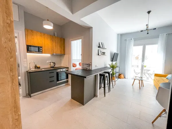 50 m² Two-Bedroom Renovated Apartment for Sale in Neos Kosmos, Athens Center — photo 2