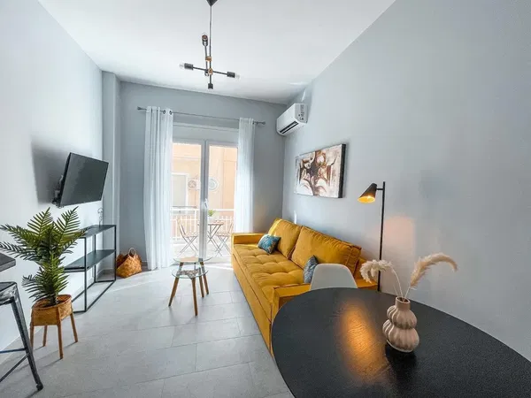 50 m² Two-Bedroom Renovated Apartment for Sale in Neos Kosmos, Athens Center — photo 5