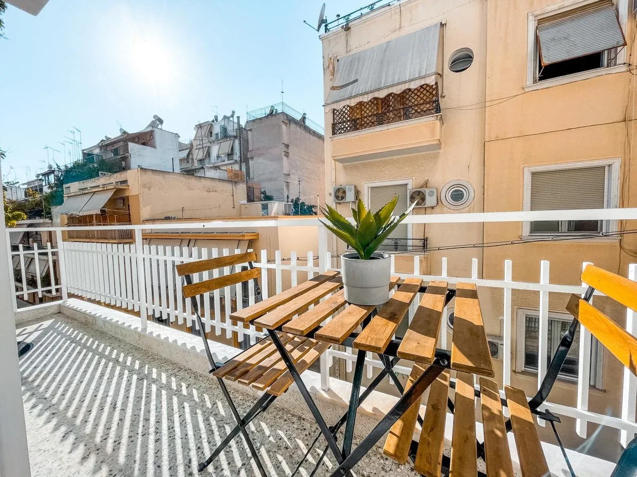 50 m² Two-Bedroom Renovated Apartment for Sale in Neos Kosmos, Athens Center