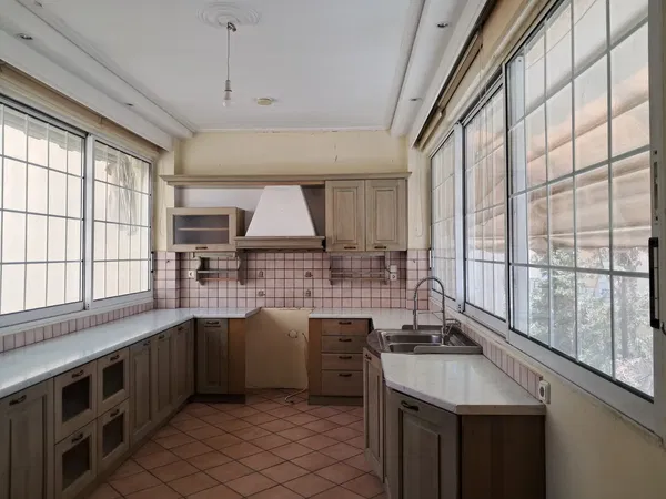 120 m² Two-Bedroom Apartment for Sale in Glyfada, Athens Southern suburbs — photo 2