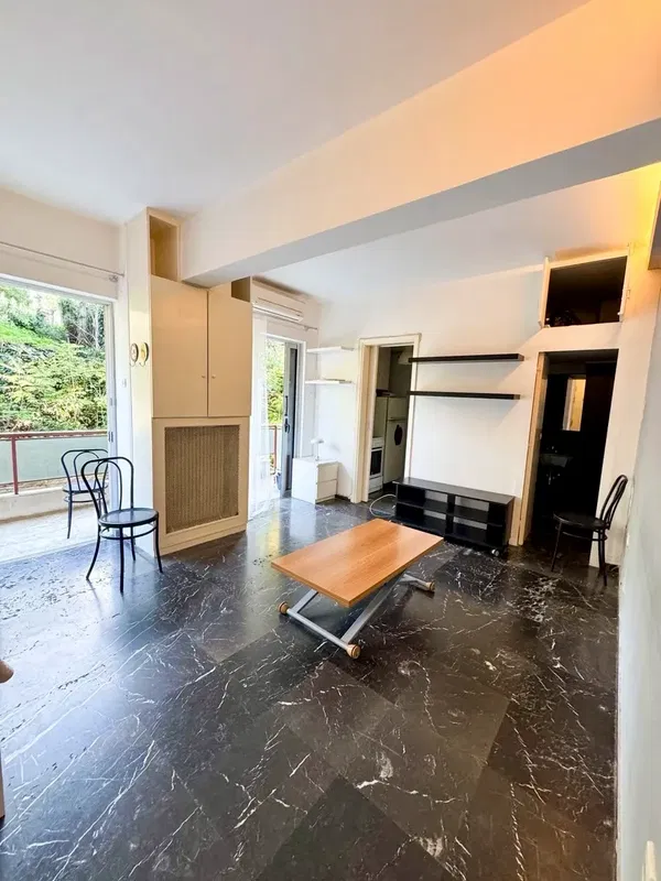 35 m² One-Bedroom Apartment for Sale in Kolonaki - Lycabettus, Athens Center — photo 4