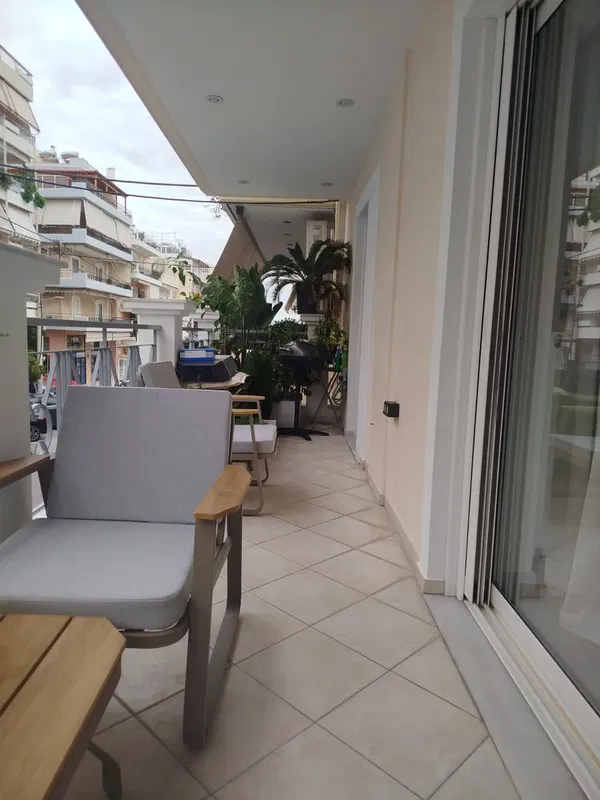 Two-Bedroom Renovated Apartment for Sale in Piraeus — photo 2