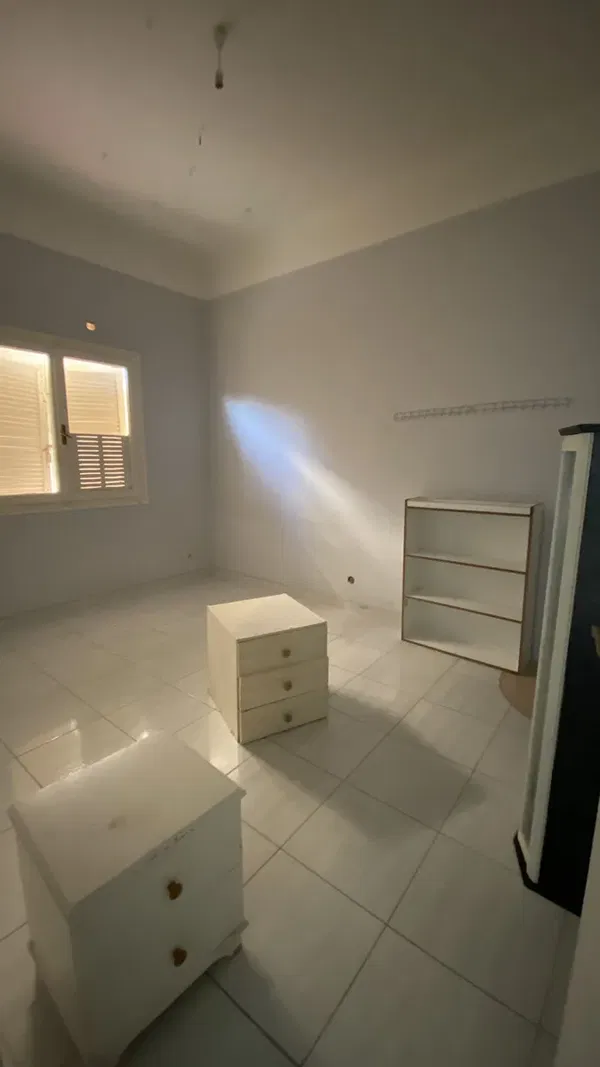 Renovated 95 m² Apartment with Two Bedrooms for Sale in Kallithea, Athens Southern suburbs — photo 4