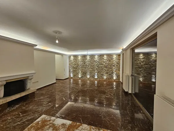 Three-Bedroom Apartment for Sale in Agia Paraskevi Athens, Athens Northern suburbs with Central heating — photo 3
