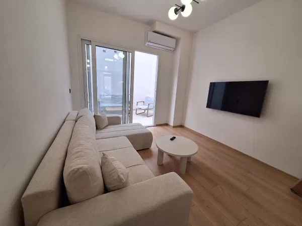55 m² Apartment with Two Bedrooms for Sale in Neos Kosmos, Athens Center