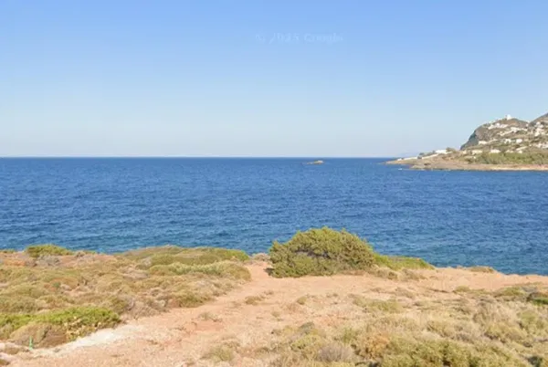 Sea-View 18,000 m² Plot for Sale in Keratea, Attica — photo 2