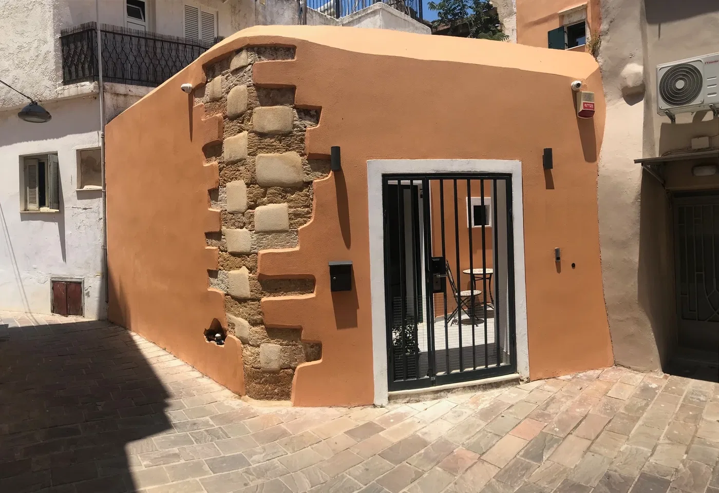 165 m² Renovated Hotel for Sale in Old Town, Chania