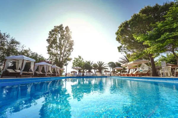 2552 m² Sea View Hotel for Sale in Kefalonia, Ionian Islands — photo 2
