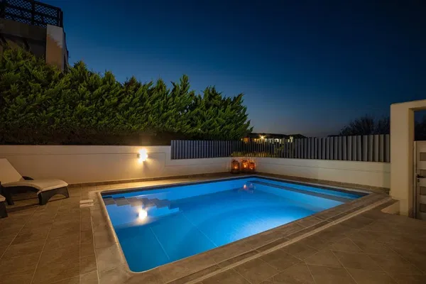 190 m² Four-Bedroom Villa for Sale in Ialysos Rhodes, Rhodes — photo 3