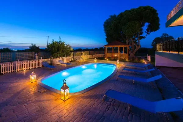 Sea-View 420 m² Villa with Six Bedrooms for Sale in Rhodes, Dodecanese Islands — photo 2