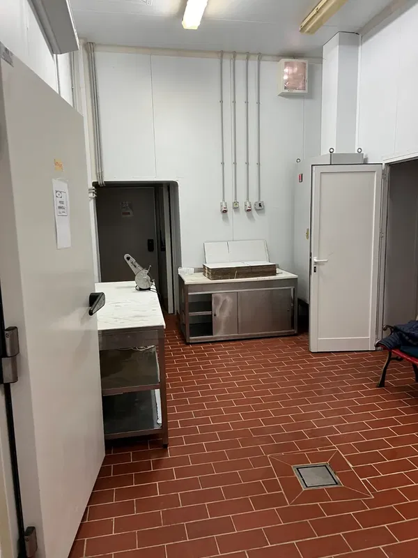 Commercial Space for Rent in Rhodes, Dodecanese Islands with Office — photo 4