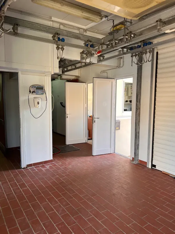 Commercial Space for Rent in Rhodes, Dodecanese Islands with Office — photo 2