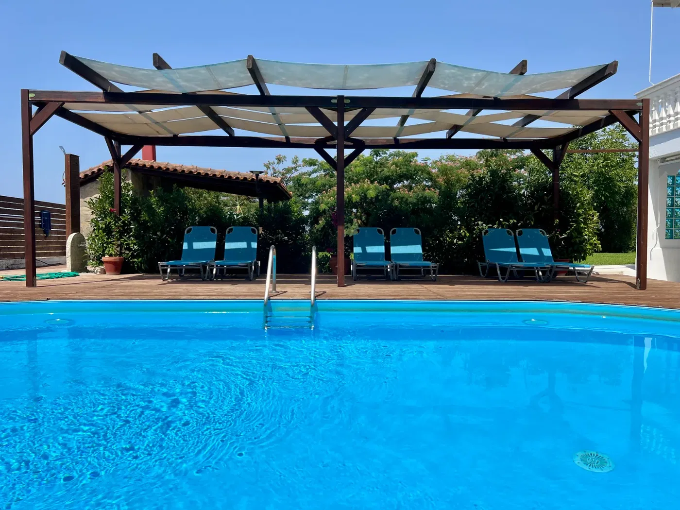 Renovated Six-Bedroom Villa for Sale in Epanomi Thessaloniki, Thessaloniki - Rest of Prefecture