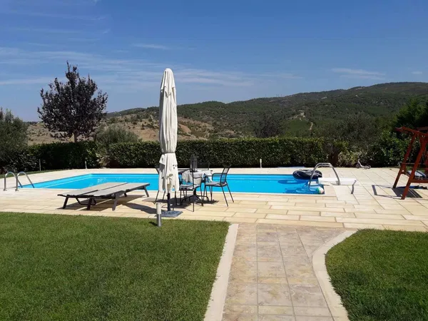 Sea-View 350 m² Villa with Four Bedrooms for Sale in Pilea Thessaloniki, Thessaloniki - Rest of Prefecture — photo 4