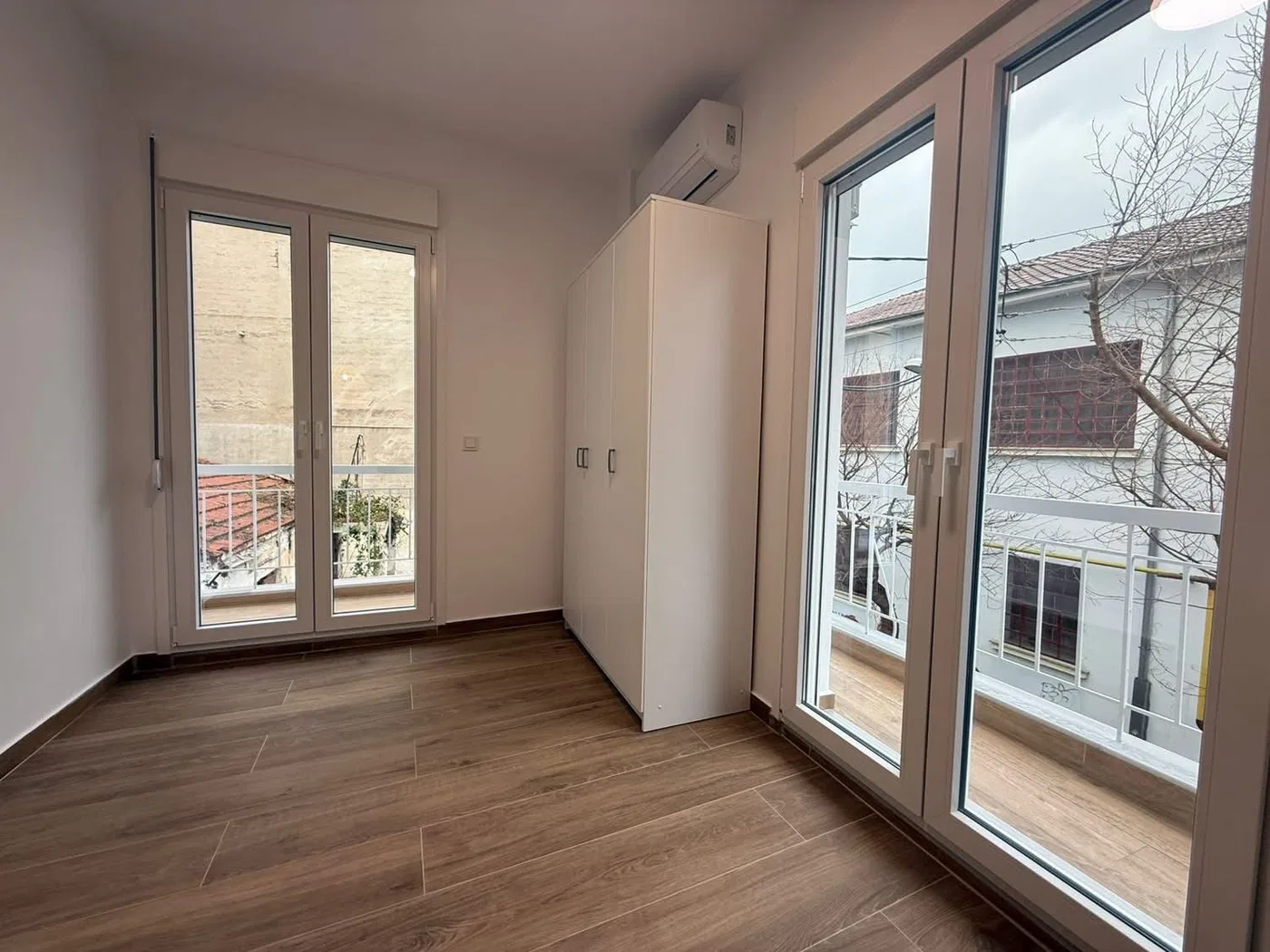 Renovated Two-Bedroom Apartment for Sale in Center of Thessaloniki, Thessaloniki