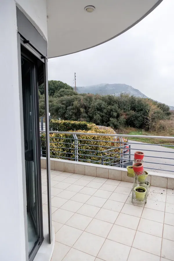 275 m² Villa with Four Bedrooms for Sale in Pilea Thessaloniki, Thessaloniki — photo 4