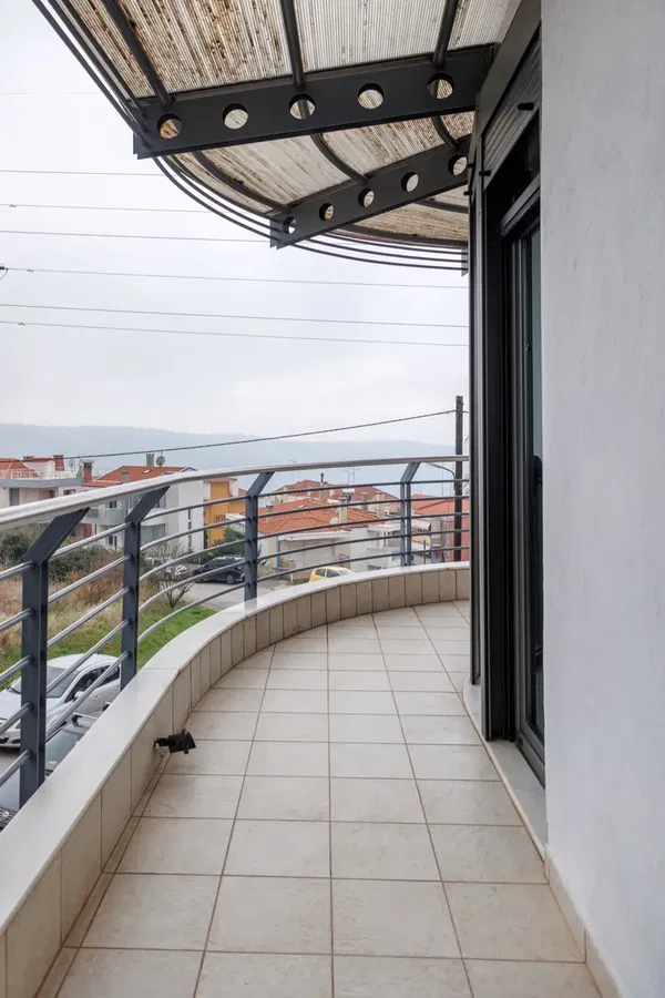 275 m² Villa with Four Bedrooms for Sale in Pilea Thessaloniki, Thessaloniki — photo 2