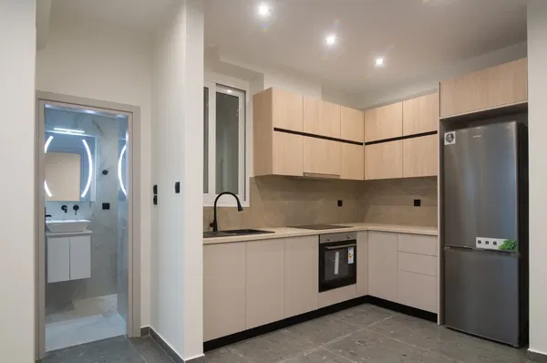 55 m² Apartment with One Bedrooms for Sale in Piraeus — photo 5