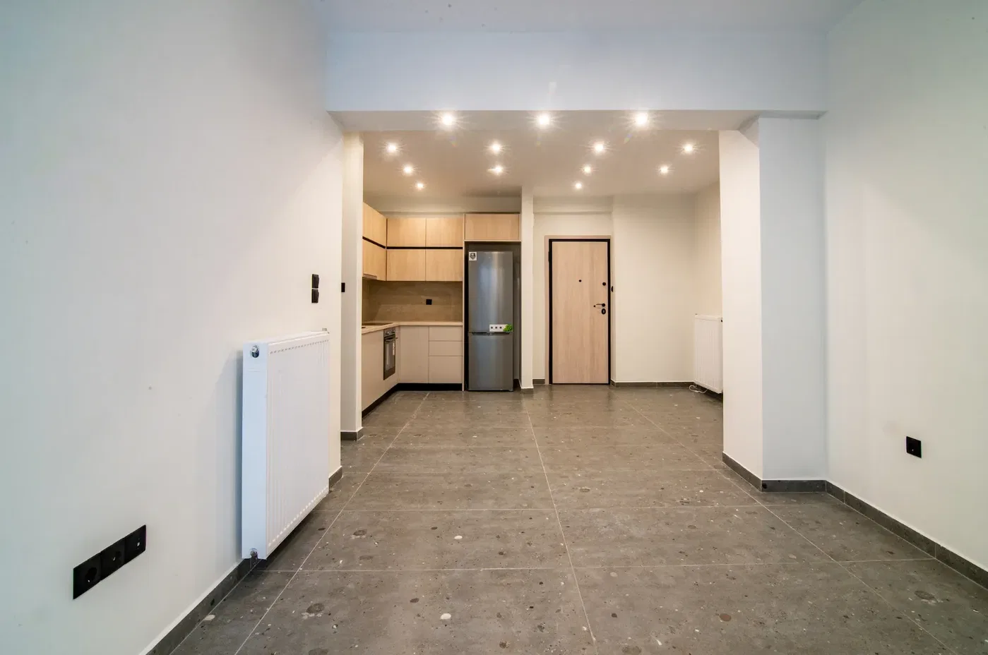 55 m² Apartment with One Bedrooms for Sale in Piraeus