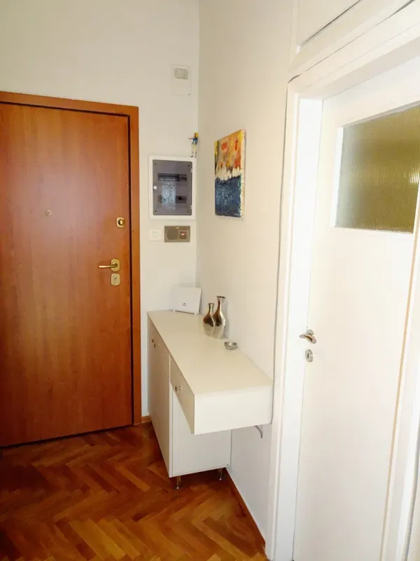 30 m² Renovated One-Bedroom Apartment for Sale in Ampelokipoi, Athens Center — photo 5