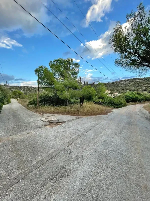 1,102 m² Plot for Sale in Marathonas, Athens Eastern Suburbs