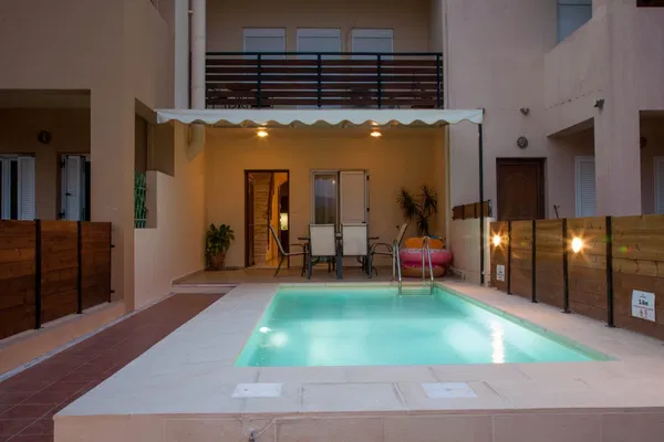 Sea View 180 m² Villa with Five Bedrooms for Sale in Korakies, Akrotiri — photo 4