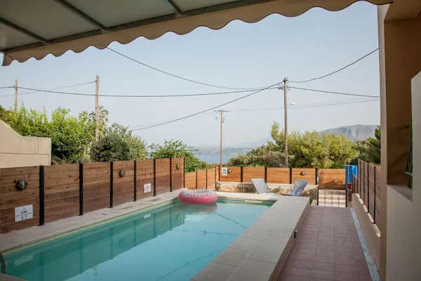 Sea View 180 m² Villa with Five Bedrooms for Sale in Korakies, Akrotiri