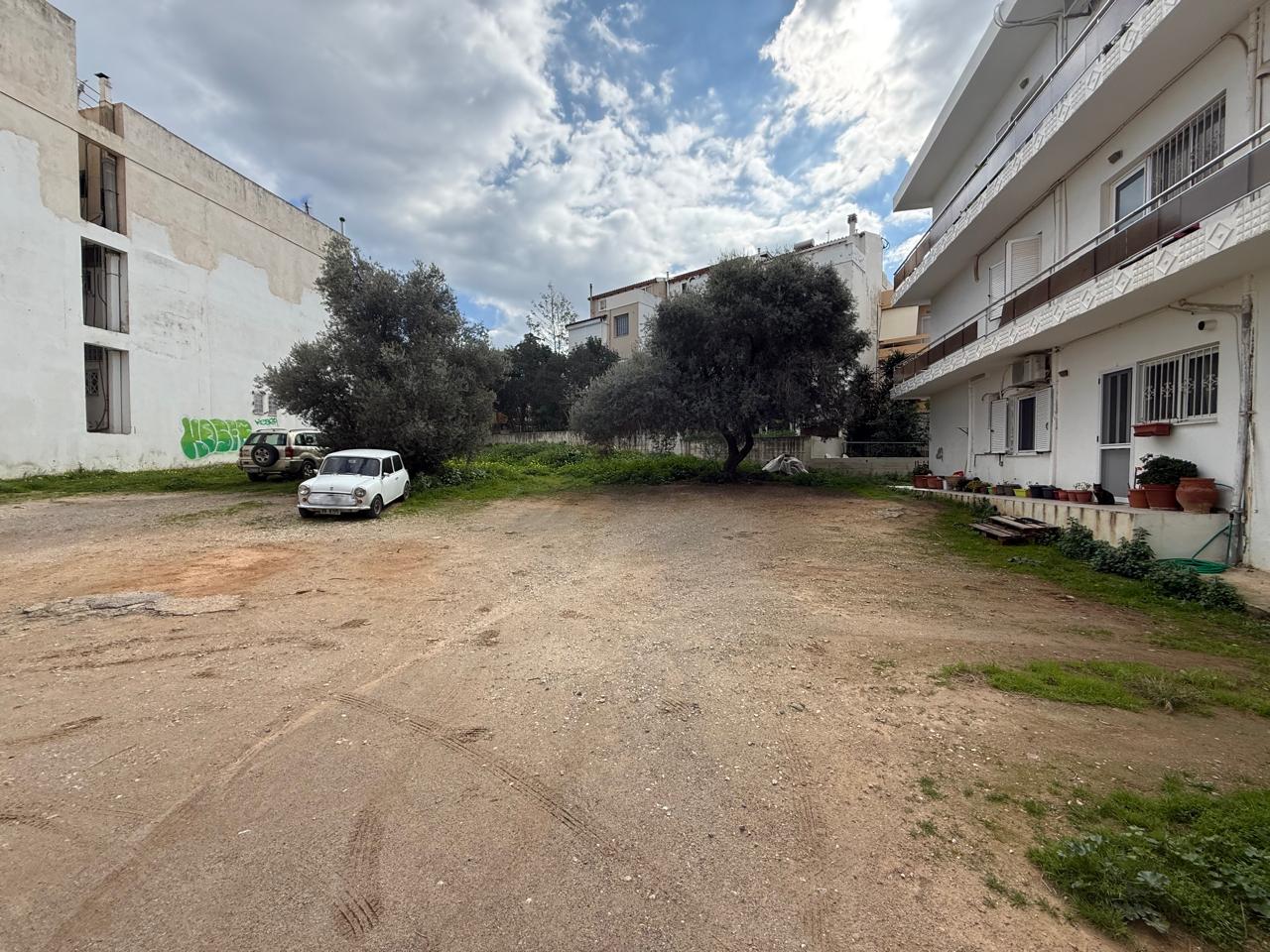 697 m² Plot of Land for Sale in Lentariana, Chania