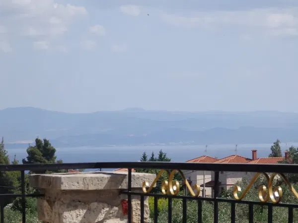 Sea View 120 m² Villa with Two Bedrooms for Sale in Kassandra, Halkidiki