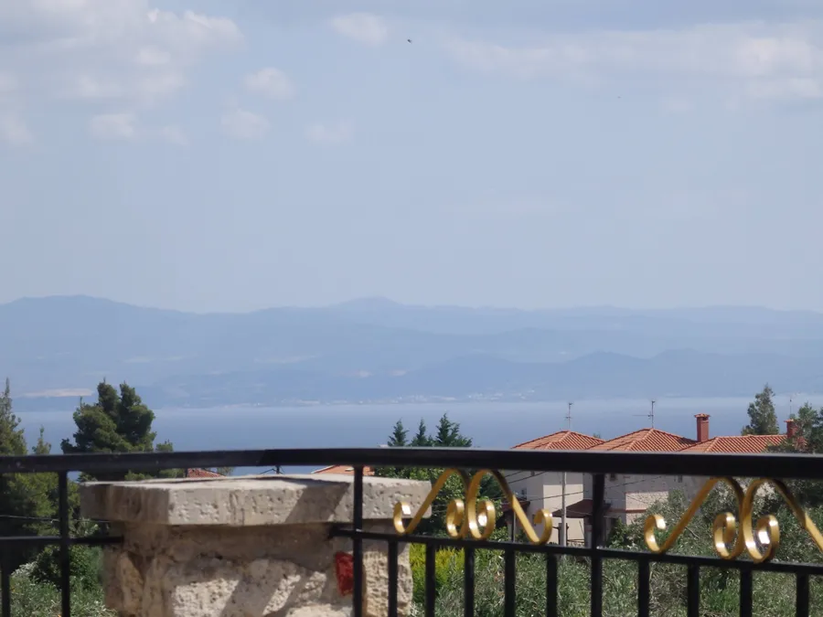 Sea View 120 m² Villa with Two Bedrooms for Sale in Kassandra, Halkidiki
