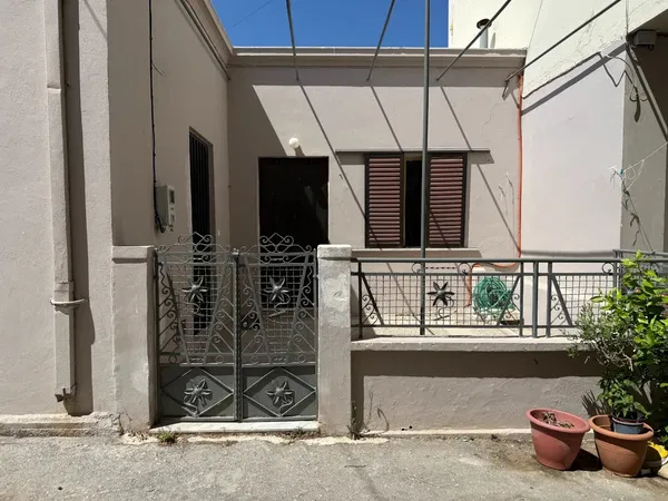 Renovated Two-Bedroom Villa for Sale in Rhodes, Dodecanese Islands — photo 2
