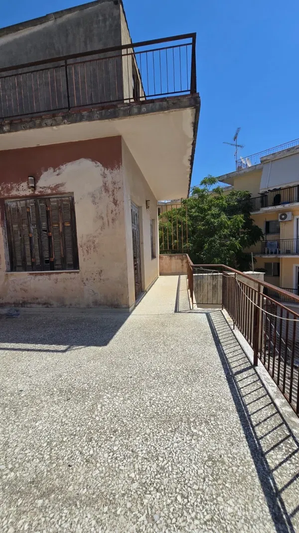 Building for Rent in Kalamata, Peloponnese — photo 5
