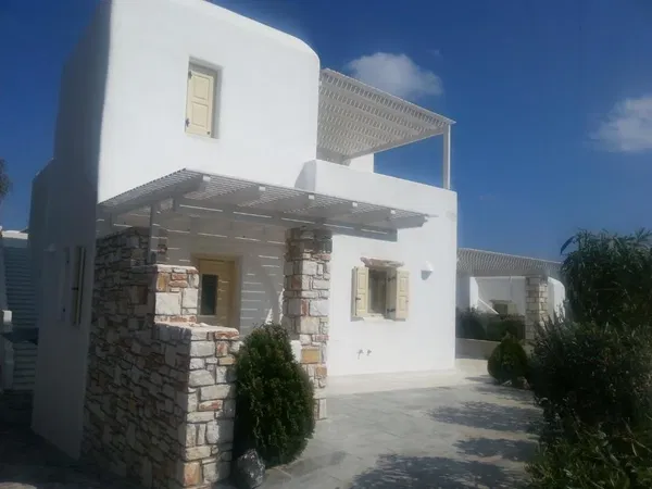 116 m² Three-Bedroom Villa for Sale in Paros, Cyclades — photo 2