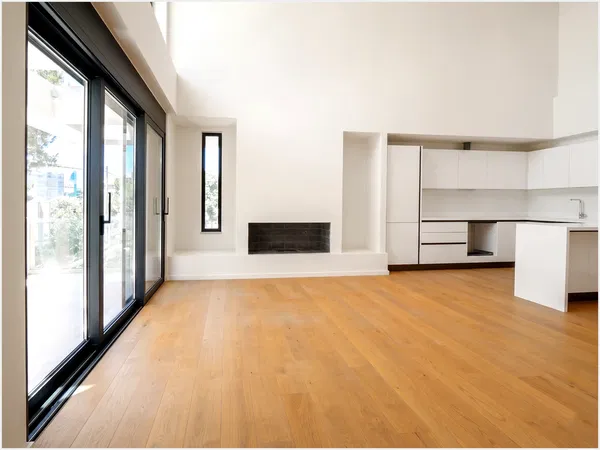 Three-Bedroom Apartment for Sale in Alimos, Athens Southern suburbs with Air conditioning — photo 4