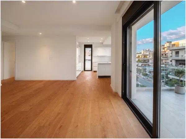 120 m² Two-Bedroom Sea-View Apartment for Sale in Alimos, Athens Southern suburbs — photo 2