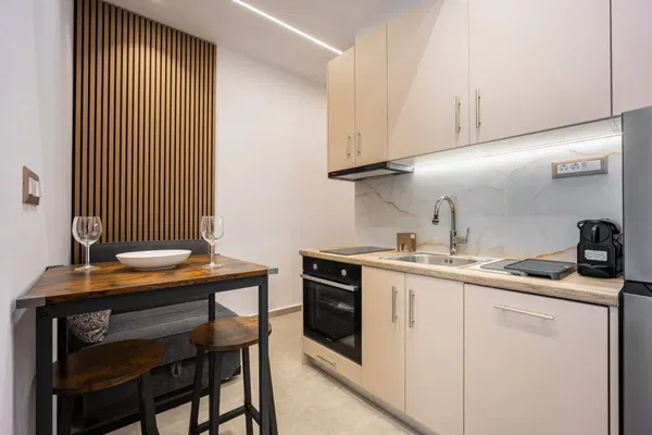 Two-Bedroom Apartment for Sale in Omonoia, Athens Center — photo 3