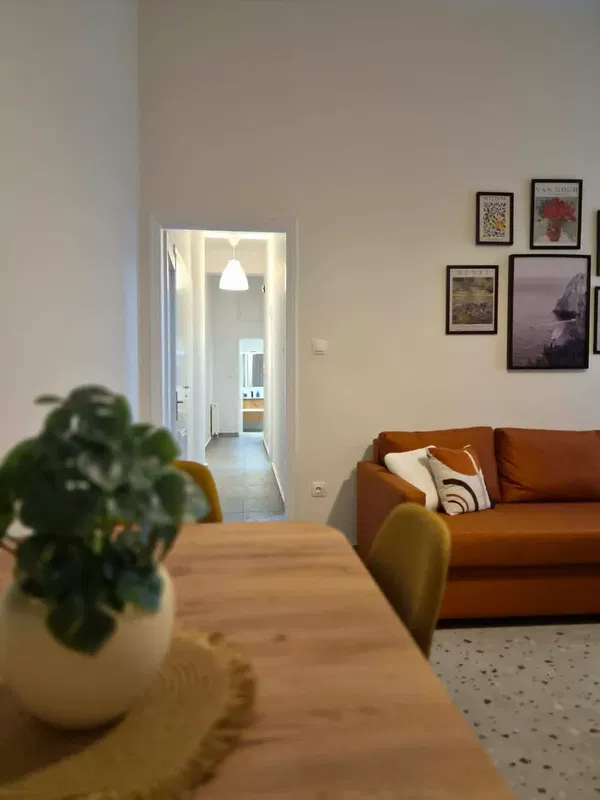 65 m² Two-Bedroom Apartment for Sale in Kypseli, Athens Center — photo 2