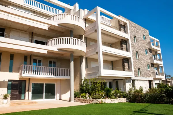 Sea-View 83 m² Apartment with Two Bedrooms for Sale in Lavrio, Attica — photo 2