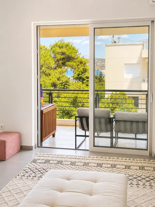 104 m² Sea-View Two-Bedroom Apartment for Sale in Vari - Varkiza, Athens Southern suburbs — photo 2