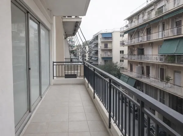 170 m² Apartment with Three Bedrooms for Sale in Koukaki - Makrigianni, Athens Center