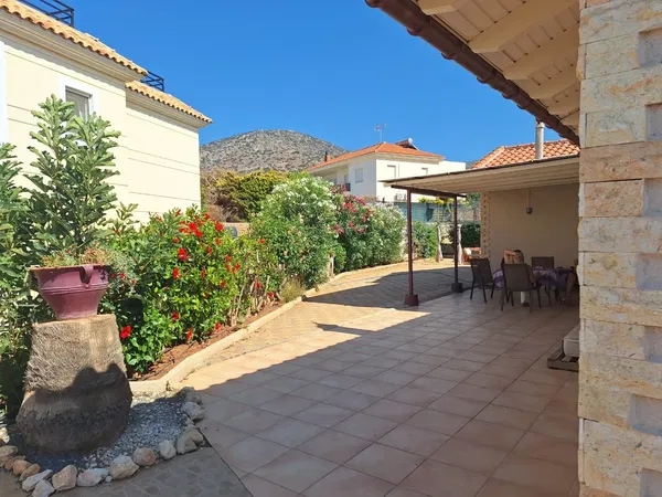165 m² Villa with Three Bedrooms for Sale in Hersonissos, Heraklion — photo 4