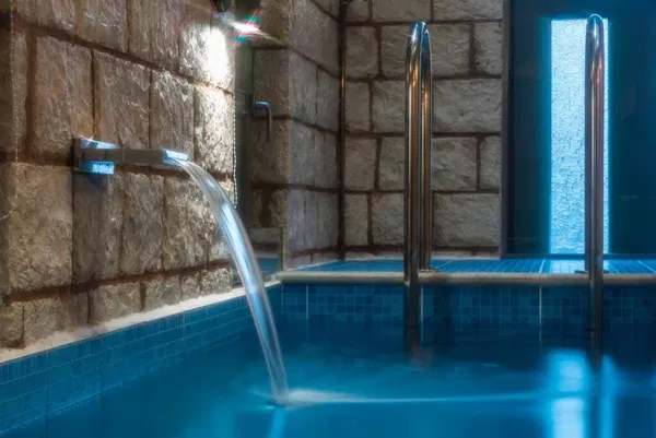 Two-Bedroom Renovated Villa for Sale in Old Town, Chania — photo 3