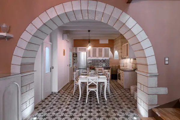 Two-Bedroom Renovated Villa for Sale in Old Town, Chania — photo 5