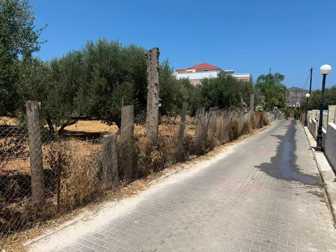 2,588 m² Plot of Land for Sale in Agia Marina, Chania