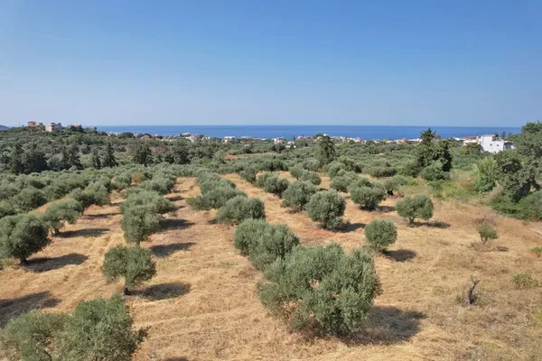 Sea-View 4,500 m² Plot of Land for Sale in Galatas, Chania — photo 4